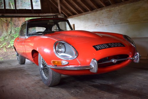 1967 Jaguar E Type Series 1 4.2 FHC 2+2 In vendita (immagine 9 di 179)