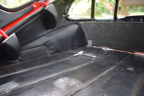 1967 Jaguar E Type Series 1 4.2 FHC 2+2 In vendita (immagine 70 di 179)