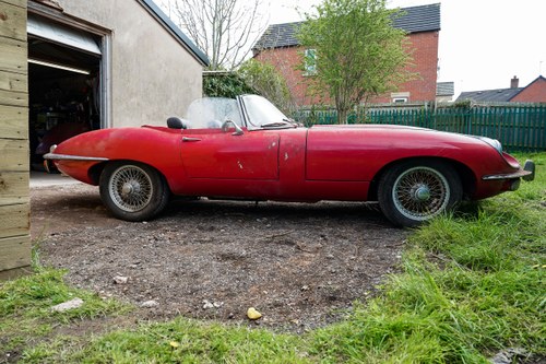 1969 Jaguar E-type 4.2 Series II Roadster Barn Find à vendre (picture 4 of 250)