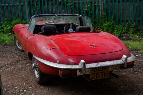 1969 Jaguar E-type 4.2 Series II Roadster Barn Find à vendre (picture 6 of 250)