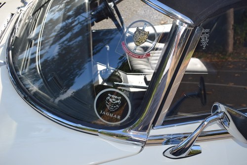 1972 Jaguar E-Type V12 Roadster Te koop (foto 107 van 222)