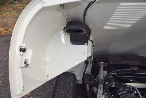 1972 Jaguar E-Type V12 Roadster Te koop (foto 162 van 222)