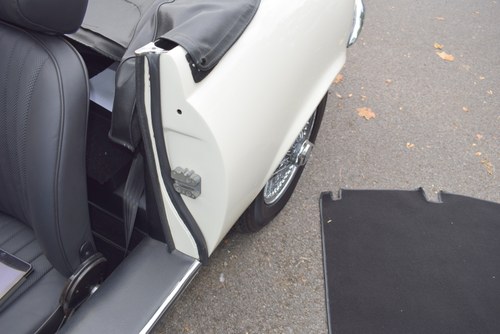 1972 Jaguar E-Type V12 Roadster Te koop (foto 81 van 222)