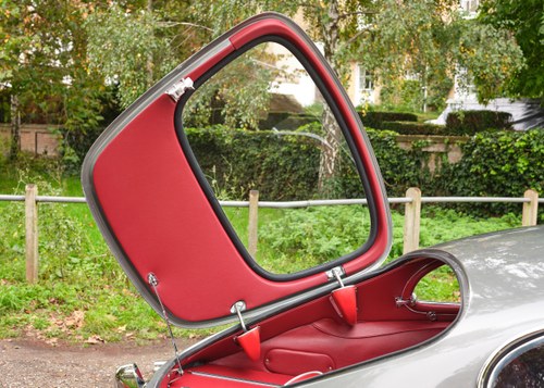 1966 Jaguar E-Type Series 1 4.2 FHC à vendre (picture 66 of 129)