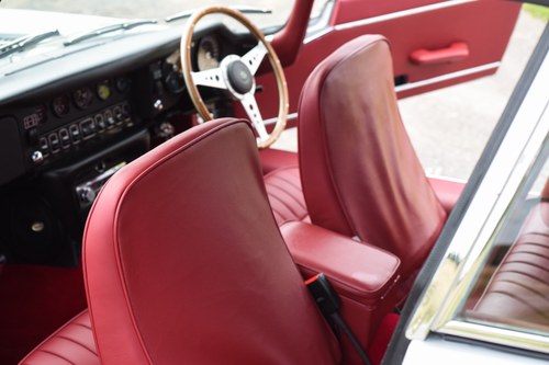 1968 Jaguar E-type Series 1.5 4.2 Litre 2+2 Coupe For Sale (picture 76 of 160)