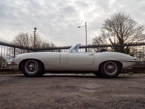 1968 Jaguar E-Type Series 1.5 4.2 Litre Roadster En venta (imagen 6 de 222)