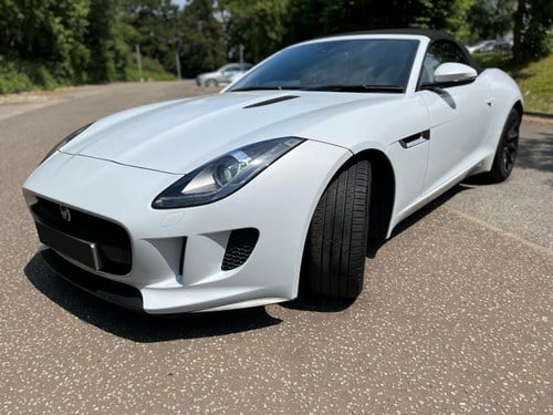 2015 Jaguar F-type 3.0 Convertible For Sale (picture 2 of 88)