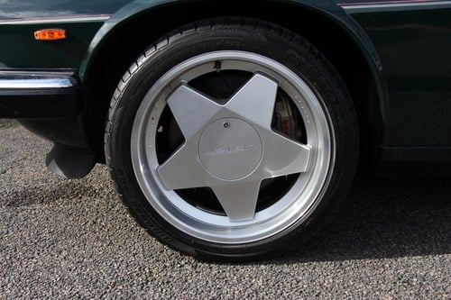 1988 Lister-Jaguar XJS 7.0l For Sale (picture 13 of 94)