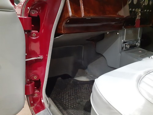 1963 Jaguar Mk 2 3.4 MOD Te koop (foto 46 van 145)