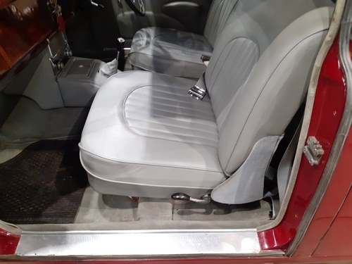 1963 Jaguar Mk 2 3.4 MOD Te koop (foto 43 van 145)