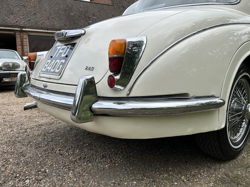 1968 Jaguar MK II 2.4 Man O/D In vendita (immagine 173 di 240)