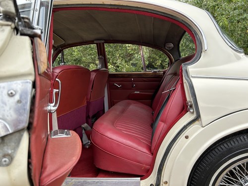 1968 Jaguar MK II 2.4 Man O/D In vendita (immagine 107 di 240)