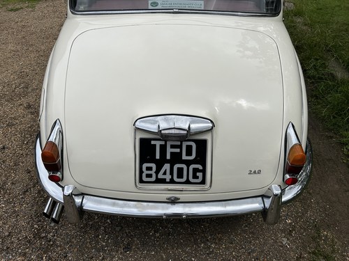 1968 Jaguar MK II 2.4 Man O/D In vendita (immagine 157 di 240)