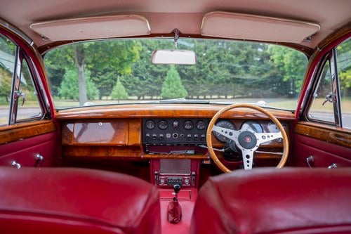 1967 Jaguar MkII 3.8 à vendre (picture 23 of 217)