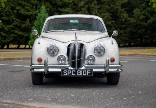 1967 Jaguar MkII 3.8 à vendre (picture 13 of 217)