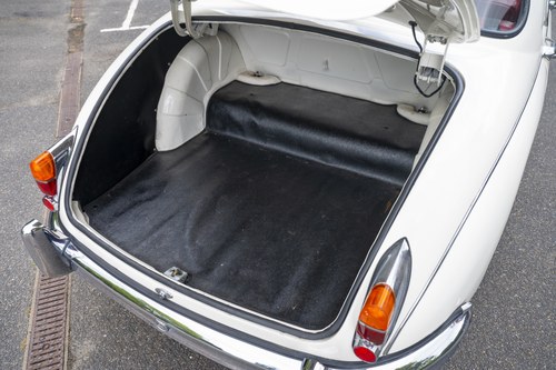 1967 Jaguar MkII 3.8 à vendre (picture 161 of 217)