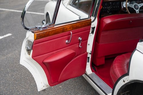 1967 Jaguar MkII 3.8 à vendre (picture 58 of 217)