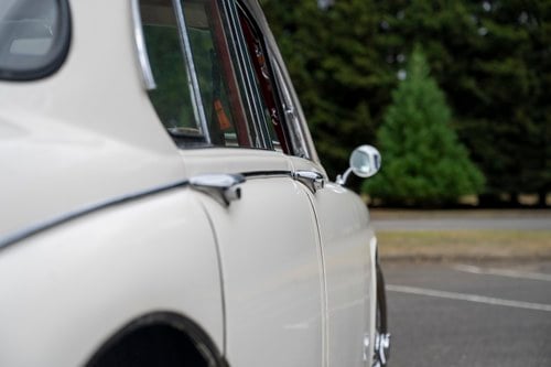 1967 Jaguar MkII 3.8 à vendre (picture 115 of 217)