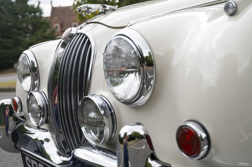 1967 Jaguar MkII 3.8 à vendre (picture 120 of 217)