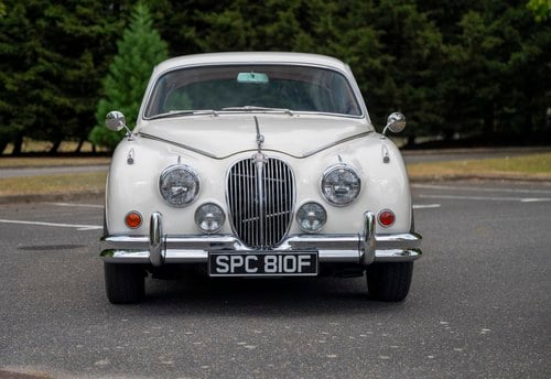 1967 Jaguar MkII 3.8 à vendre (picture 10 of 217)