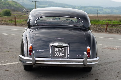 1959 Jaguar MK IX For Sale (picture 16 of 187)