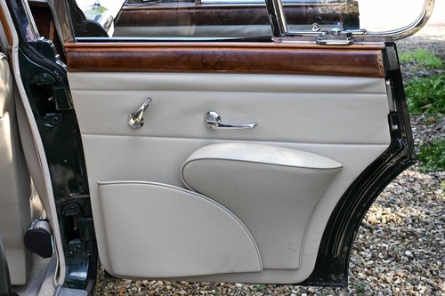 1964 Jaguar MKII 3.8 In vendita (immagine 39 di 237)