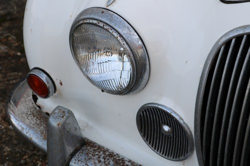 NO RESERVE - 1969 Jaguar MK2- 2.4/240 Barn Find à vendre (picture 37 of 71)