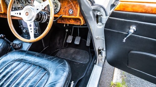 1967 Jaguar MK2 Te koop (foto 18 van 221)