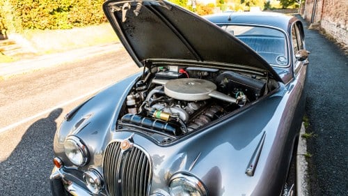 1967 Jaguar MK2 Te koop (foto 168 van 221)