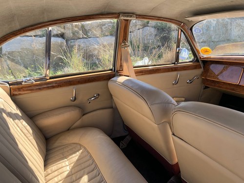 1961 Jaguar MK2 3.4 à vendre (picture 21 of 44)