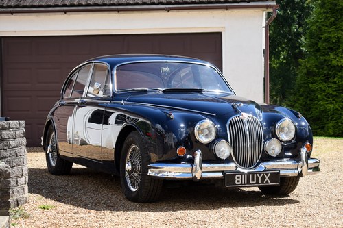 1959 Jaguar Mk. II 3.8-Litre For Sale (picture 2 of 182)