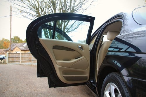 2004 Jaguar S Type 2.5 SE For Sale (picture 29 of 118)