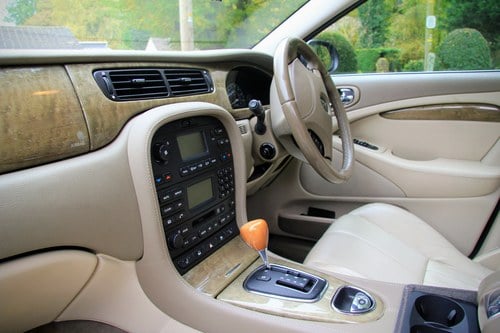 2004 Jaguar S Type 2.5 SE For Sale (picture 21 of 118)