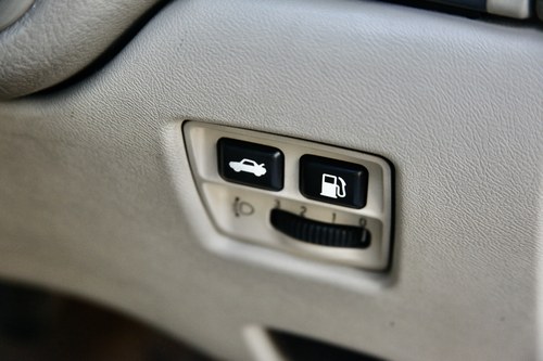 NO RESERVE - 1999 Jaguar S-Type 3.0 SE Manual à vendre (picture 73 of 129)