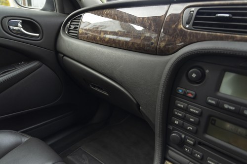 2004 Jaguar S-Type 3.0 SE For Sale (picture 36 of 80)