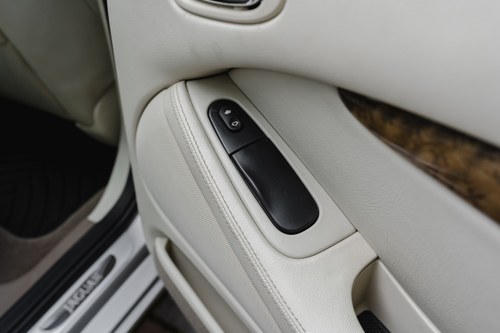 2003 Jaguar S Type 4.2 SE à venda (imagem 79 de 158)