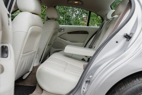 2003 Jaguar S Type 4.2 SE à venda (imagem 49 de 158)