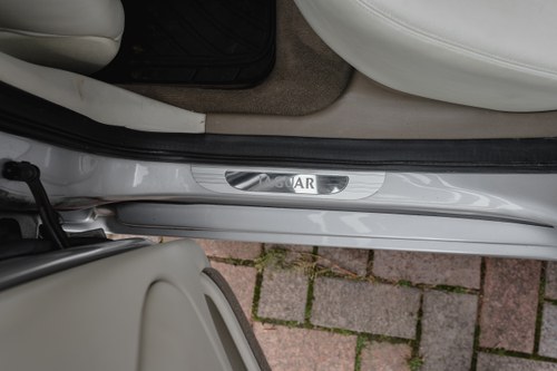 2003 Jaguar S Type 4.2 SE à venda (imagem 47 de 158)