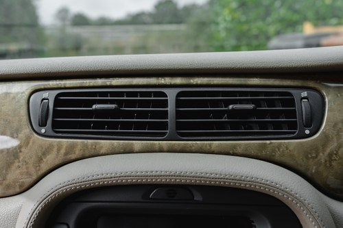 2003 Jaguar S Type 4.2 SE à venda (imagem 33 de 158)