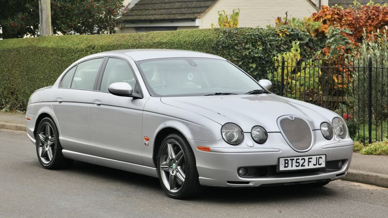 2002 Jaguar S-Type R For Sale (picture 1 of 104)
