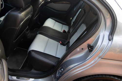 2007 Jaguar S-Type R In vendita (immagine 68 di 251)