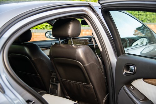 2007 Jaguar S-Type R In vendita (immagine 80 di 251)