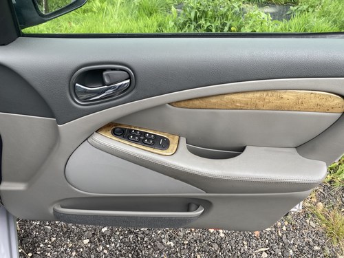 2001 Jaguar S-Type 3.0 V6 SE For Sale (picture 41 of 96)