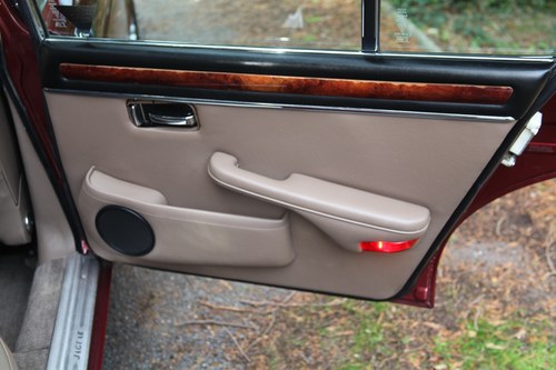 1984 Jaguar XJ6 4.2 Sovereign For Sale (picture 49 of 112)