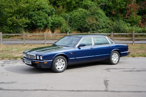 2001 Jaguar Sovereign LWB 4.0 For Sale (picture 4 of 136)