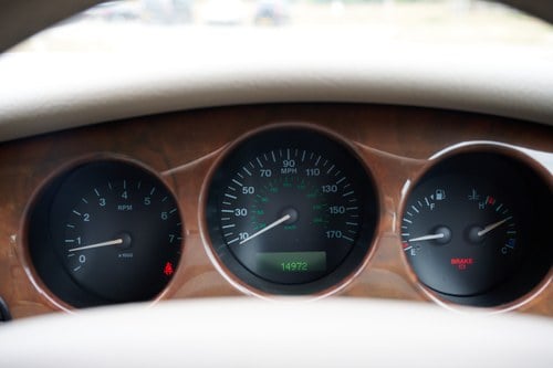 2001 Jaguar Sovereign LWB 4.0 For Sale (picture 29 of 136)