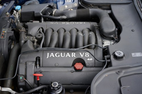 2001 Jaguar Sovereign LWB 4.0 For Sale (picture 99 of 136)