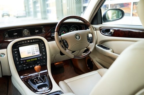 2004 Jaguar XJ8 Sovereign X350 à vendre (picture 36 of 123)