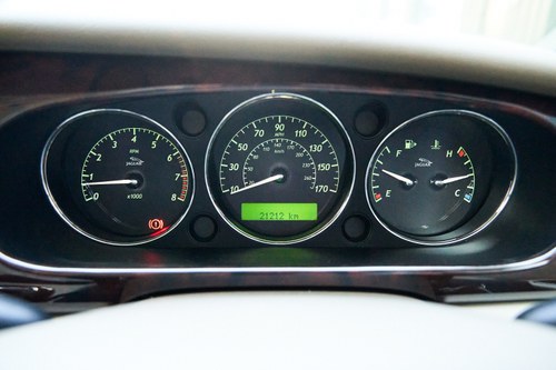 2004 Jaguar XJ8 Sovereign X350 à vendre (picture 58 of 123)