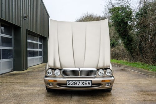 1998 Jaguar X308 XJ8 4litre LWB Sovereign In vendita (immagine 113 di 203)